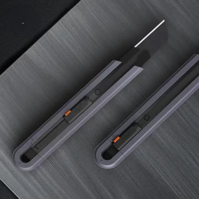 Utility Knife Carbon Steel Blades with Safety Lock